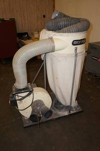 lot 8 image: Shop Fox Dust Collector System