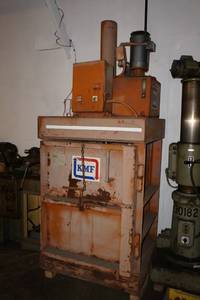 lot 20 image: KMF Steel Drum Crusher