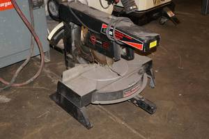 lot 31 image: Craftsman Radial Arm Miter Saw