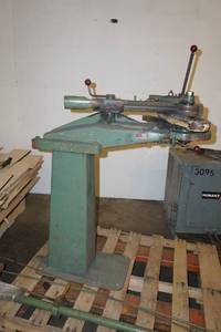 lot 39 image: Herber RB-30FK Tubing Bender