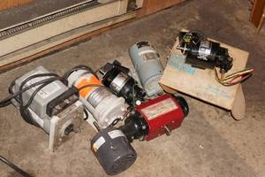 lot 73 image: Electric Motors and Accessories