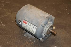 lot 85 image: Dayton 14HP Blower Motor