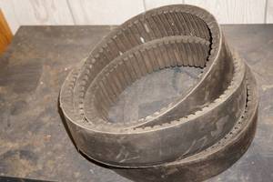 lot 122 image: Goodyear 4430V1150 Variable Speed Belt
