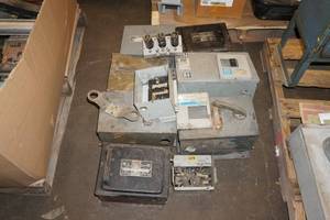 lot 108 image: Industrial Electrical Boxes