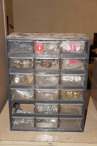 lot 126 image: Small Organizer with Contents