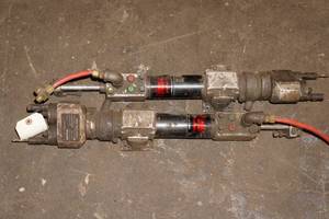 lot 131 image: Selfeeder Pneumatic Components