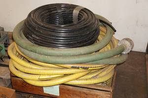 lot 147 image: Large Hoses
