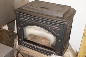 lot 168 image: Pellet Fireplace