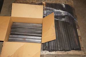 lot 207 image: Steel Square Tubing