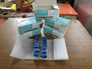 lot 212 image: Bourns Resistor Networks