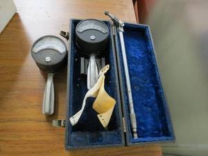 lot 216 image: 2 Alnor Pyrocon Gauges