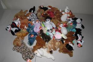 lot 234 image: Loose Beanie Babies