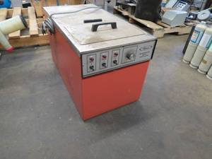 lot 361 image: Refrigerated Bath Circulator