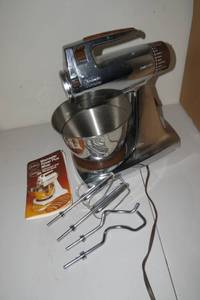 lot 393 image: Vintage Chrome Sunbeam Stand Mixer