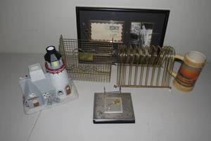 lot 394 image: Office Items, Lindbergh Airmail Piece