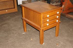 lot 402 image: Side Table with TV Trays