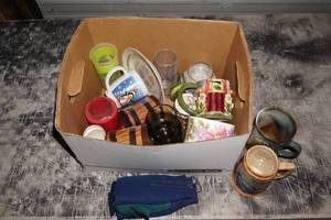 lot 406 image: Mugs and Glasses