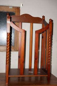 lot 427 image: Newspaper Rack