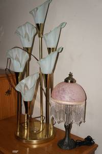 lot 434 image: 2 Lamps