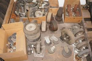 lot 252 image: Assorted Large Casters