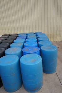 lot 269 image: Blue Plastic Barrels - 55 Gallon