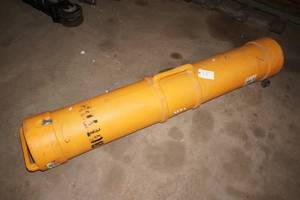 lot 280 image: Large Round Plastic Storage Container