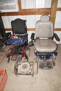 lot 282 image: 2 Power WheelchairsScooters