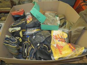 lot 295 image: Waders and Boots