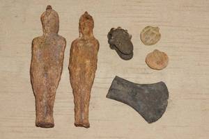 Antique Pieces, Possible Fossils
