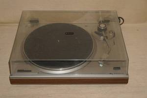 Sanyo 1005A Belt Drive Turntable