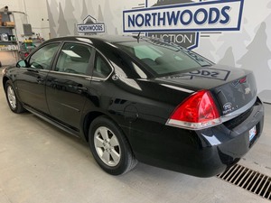 lot 6 image: 2009 Chevy Impala -No Reserve-