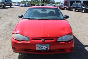 lot 6054 image: 2000 Chevrolet Monte Carlo LS