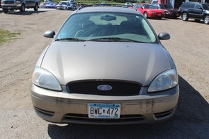 lot 6067 image: 2005 Ford Taurus SEL - 1 Owner - 138,669 Miles -