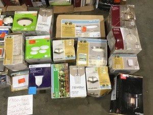 lot 22 image: Pallet with assorted lighting various Brands models and conditions customer returns
