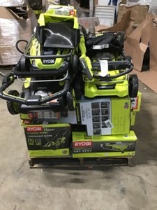 lot 47 image: Pallet with wide assortement of tools and accesories Indooroutdoor review pictures customer returns