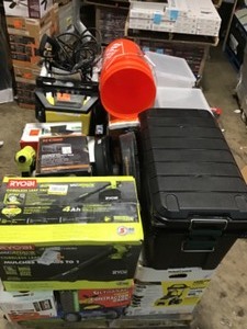 lot 41 image: Pallet with various Outdoor Tools and accesories - review pictures customer returns