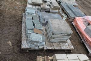 lot 272 image: Lot of (9) Stone Tiles 16x16x2in., 18x21x2in., 27x18x2in., Various Other Sizes