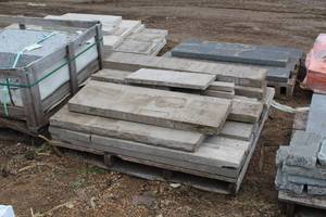 lot 277 image: Lot of (1) Pallet of Indiana Limestone Slabs Various Sizes