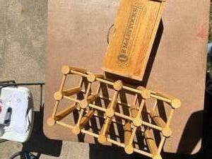 lot 58 image: Wooden Wine Rack and Box