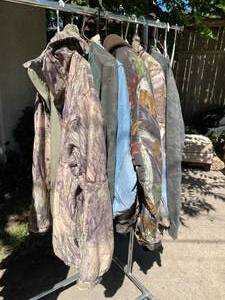 lot 59 image: Lot of Mens Camo Jackets and Shirts