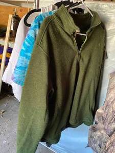 lot 60 image: Lot of Misc Shirts and light Sweaters