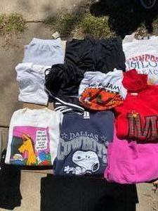 lot 64 image: Lot of Womens SweatersShirtsSweat pants