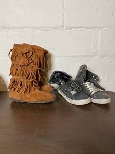 lot 313 image: two pairs of shoes