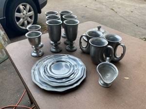 lot 40 image: Metal Set of  Pewter dishware 