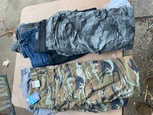 lot 41 image: Lot of Mens Jeans (Wrangler,Levi,etc)