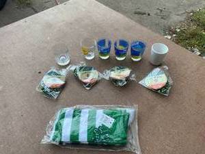 lot 48 image: Lot of Alcohol Related Merch