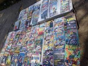 lot 21 image: Box #21 of New and vintage MARVEL Comics