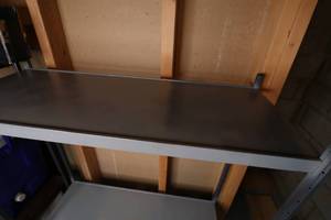 lot 309 image: Metal shelf