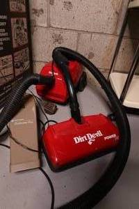 lot 349 image: Dirt Devil Power Pak and Black and Decker Dirt Buster