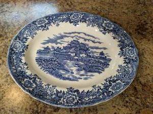 lot 140 image: English Village By Salem China Co. Plate